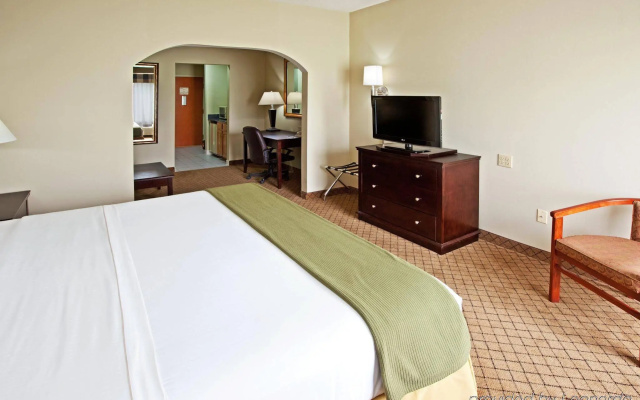 Holiday Inn Express Hotel & Suites Harrison by IHG