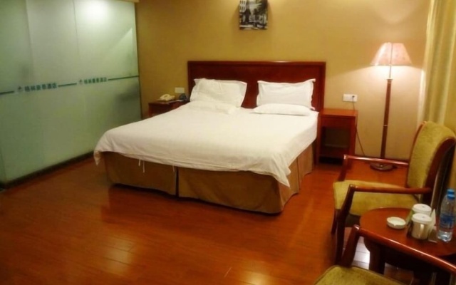 GreenTree Inn Nantong Chongchuan District Tongjing Avenue Jiaoyu Road Business Hotel – Guest Rooms – Nantong
