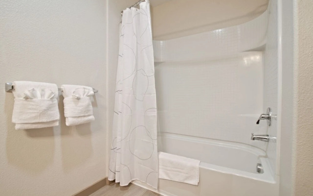 Global Luxury Suites Austin Downtown