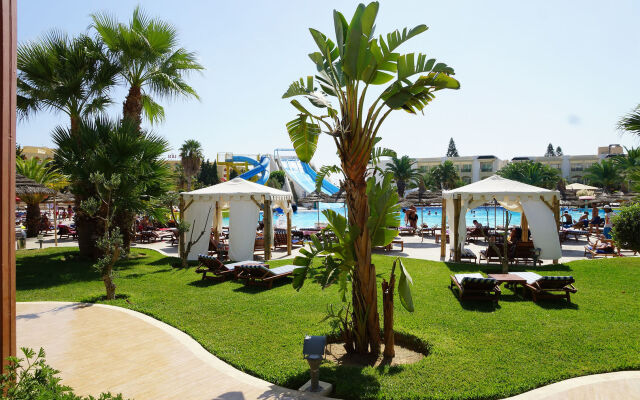 Soviva Resort - Families Only