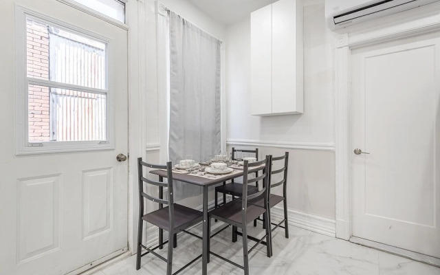 5225 rue Saint-urbain