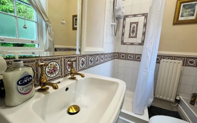 Mossley Hill Retreat