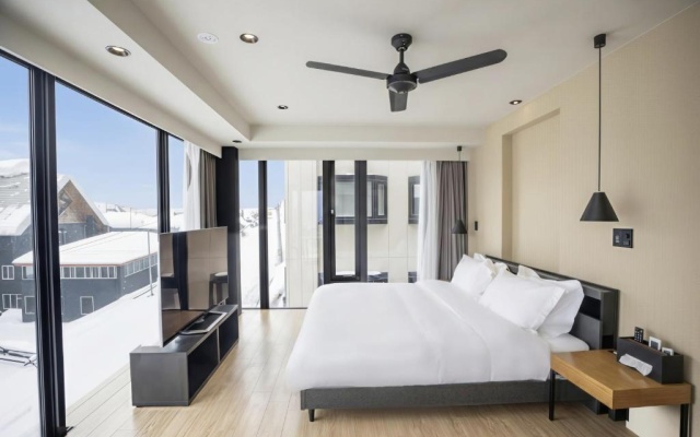 Matthew Suites