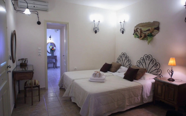 Villa Isabella Studios & Suites