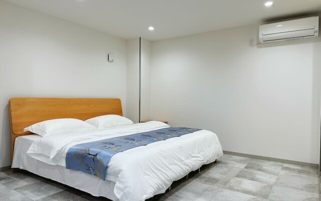 Izumisano Home