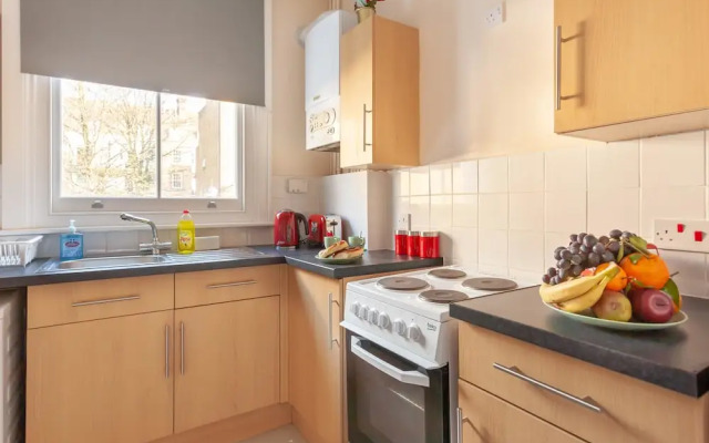 London Queens - Central