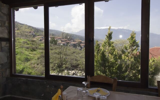 Pliades Hotel