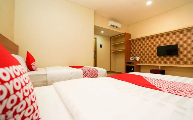 Cahaya 3 Hotel Near Juanda Airport