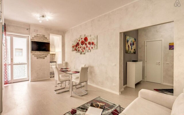 Lovely Renovated Flat Very Close to St. Peter