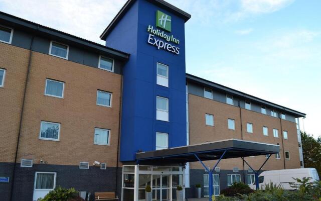 Holiday Inn Express Birmingham Star City, an IHG Hotel