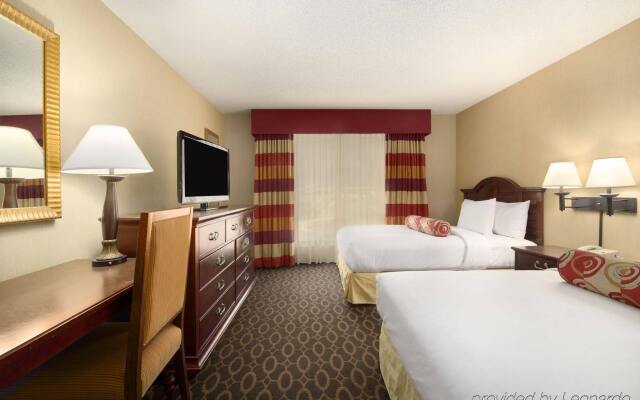 Embassy Suites by Hilton Atlanta Airport