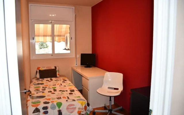 Three Bedroom Apartment in Sants