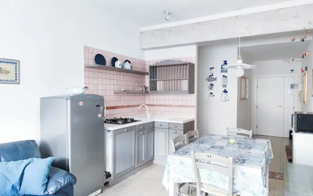 Stylish Apartment Near the Beach