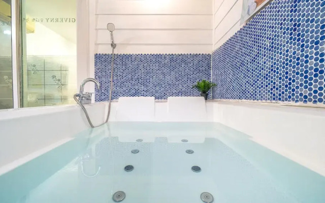 Ganghwa Giverny Spa Pension