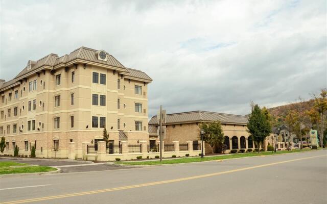 Penn Wells Historic Hotel