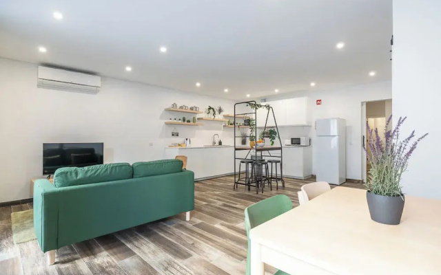 Roots Apartments