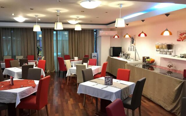 Atrium Hotel Bucharest City Center