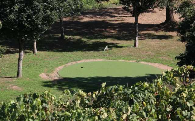 Terra Rosa Country House & Vineyards