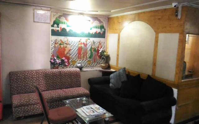 Hotel Bhola