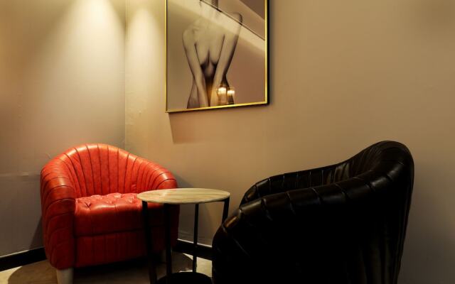 A-vant Hotel