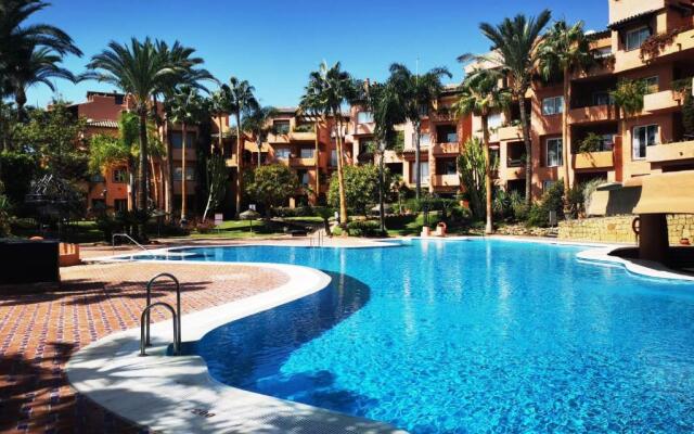 Beautiful Penthouse apartment on Golden mile, near beach