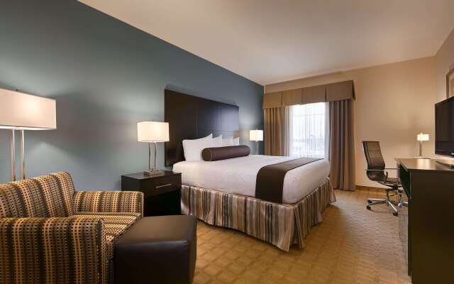 Best Western Plus Lytle Inn & Suites