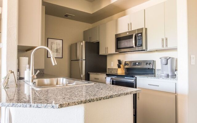 FRONTDESK North Scottsdale Paradise Valley Apts
