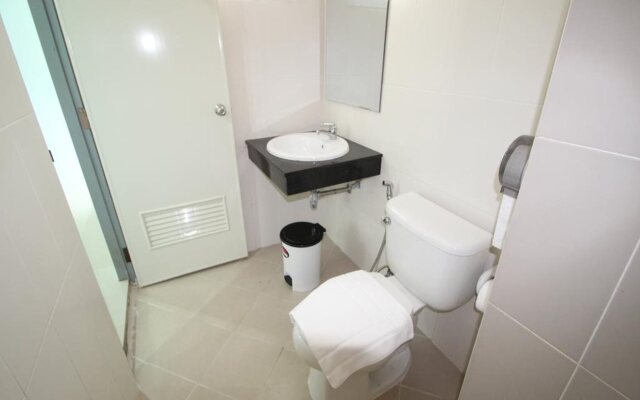 Angel Service Apartment Patong Beach