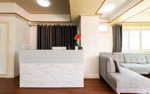 Sukhumivt101 IT Apartment