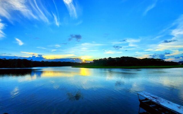 Tortuguero Adventures Guesthouse