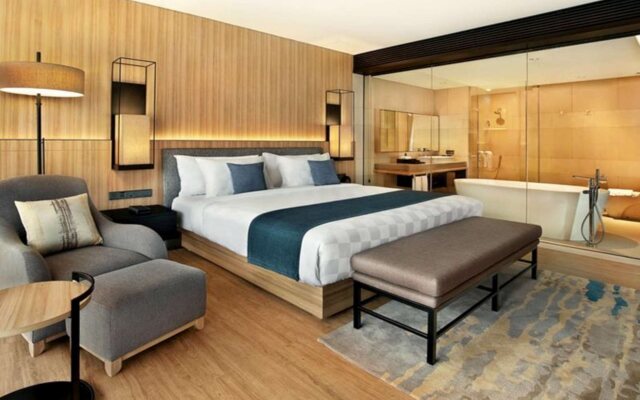 Royal Tulip Gunung Geulis Resort and Golf
