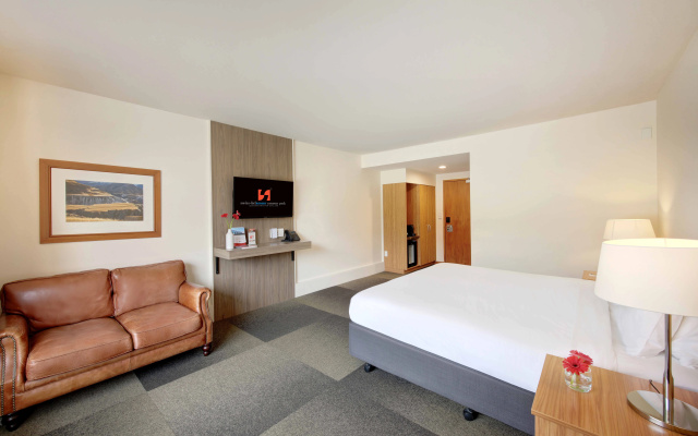 Swiss-Belresort Coronet Peak – Guest Rooms – Queenstown