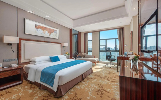 Jianghai Country Garden Phoenix Hotel