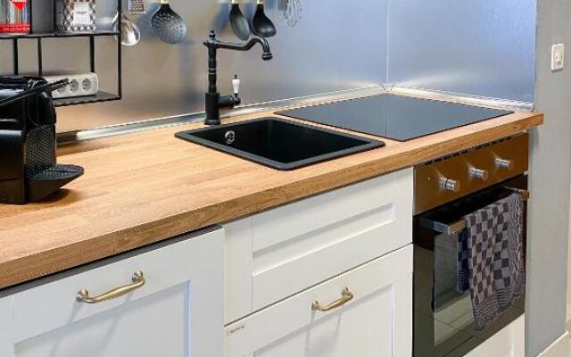 swissme - modernes Studio mit Balkon & Parkplatz & Netflix