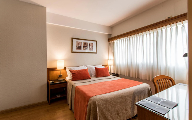 Hotel Solans Carlton