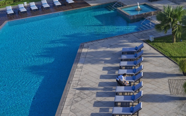Azerai La Residence Hue