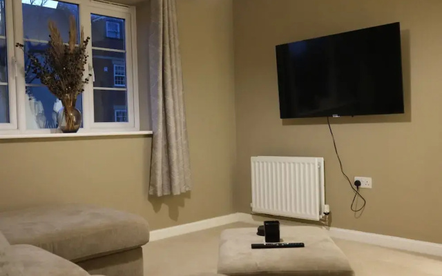 Bicester Villa-6bed-sleeps 14