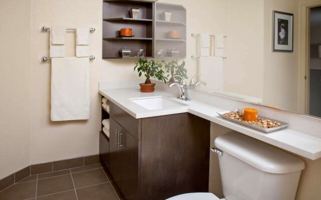 Candlewood Suites Wichita Northeast