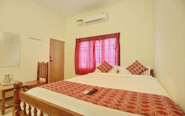 OYO Flagship 42700 White Sand Guest House