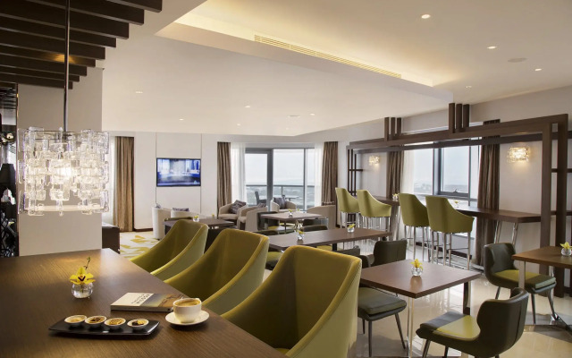 Pearl Rotana Hotel Capital Centre