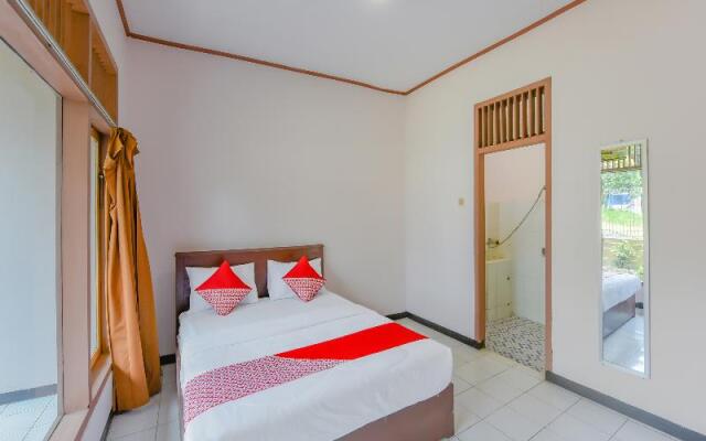 OYO 90258 Hotel New Aprilla
