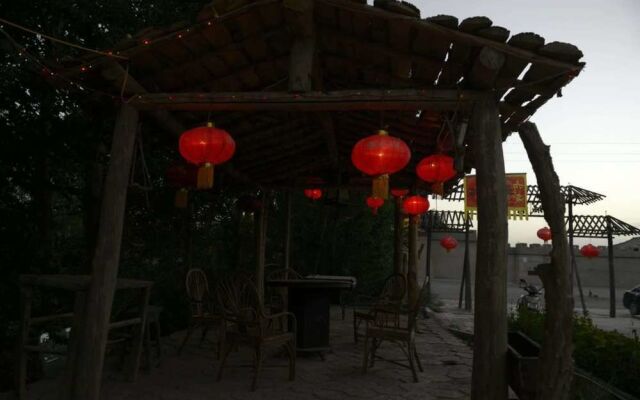 Ancient City Dragon Gate Inn