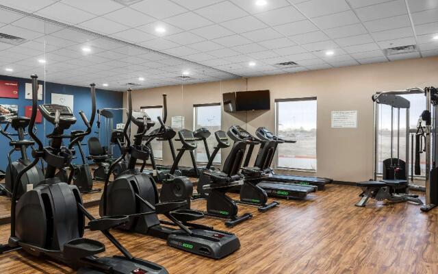 Comfort Suites University