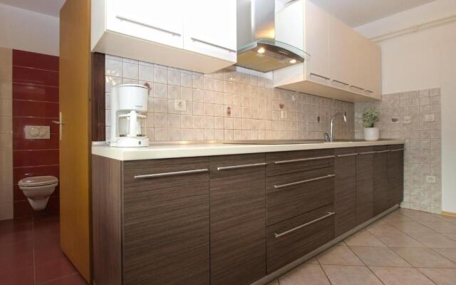 Apartments Ozren 311