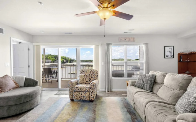 Seascape Cove Waterfront!