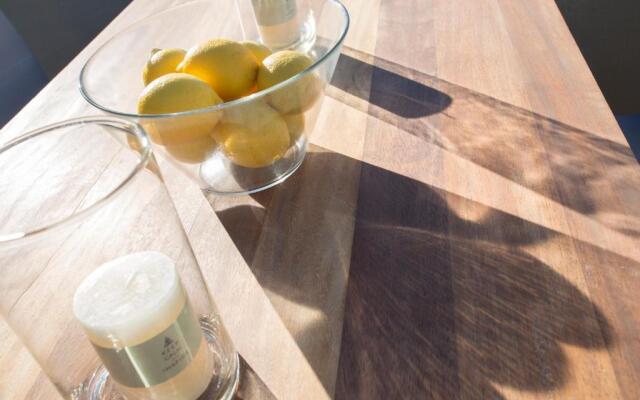 Singularstays Roger De Flor