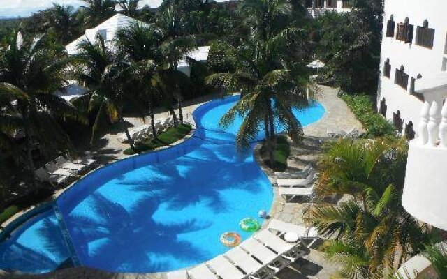 The Coconut Palms Resort