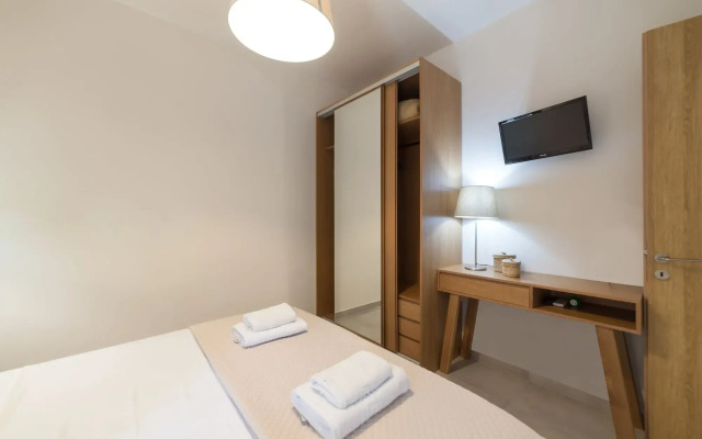 Lemonia Accommodations