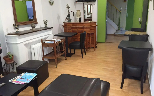 Hotel Manon