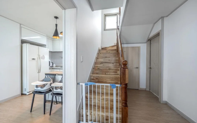 Jeju Sky Kids Pension